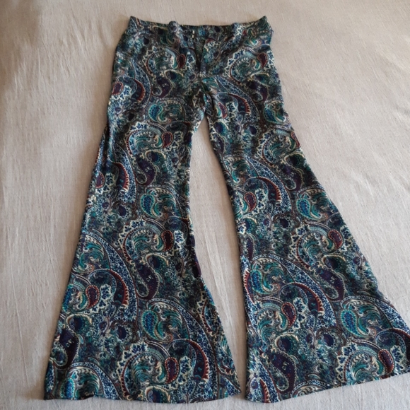 Zara Paisley Print Flared Pants - Picture 4 of 16